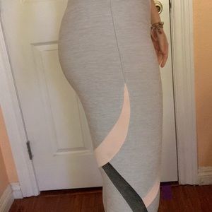 Pink ultimate crop leggings